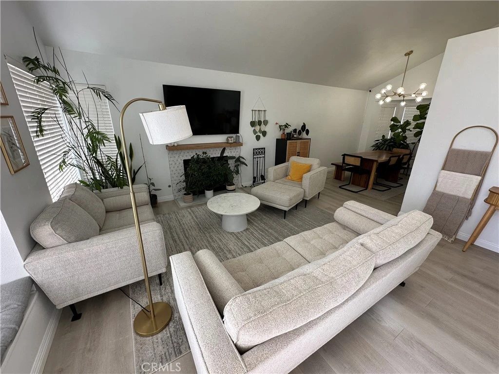 Interior 2