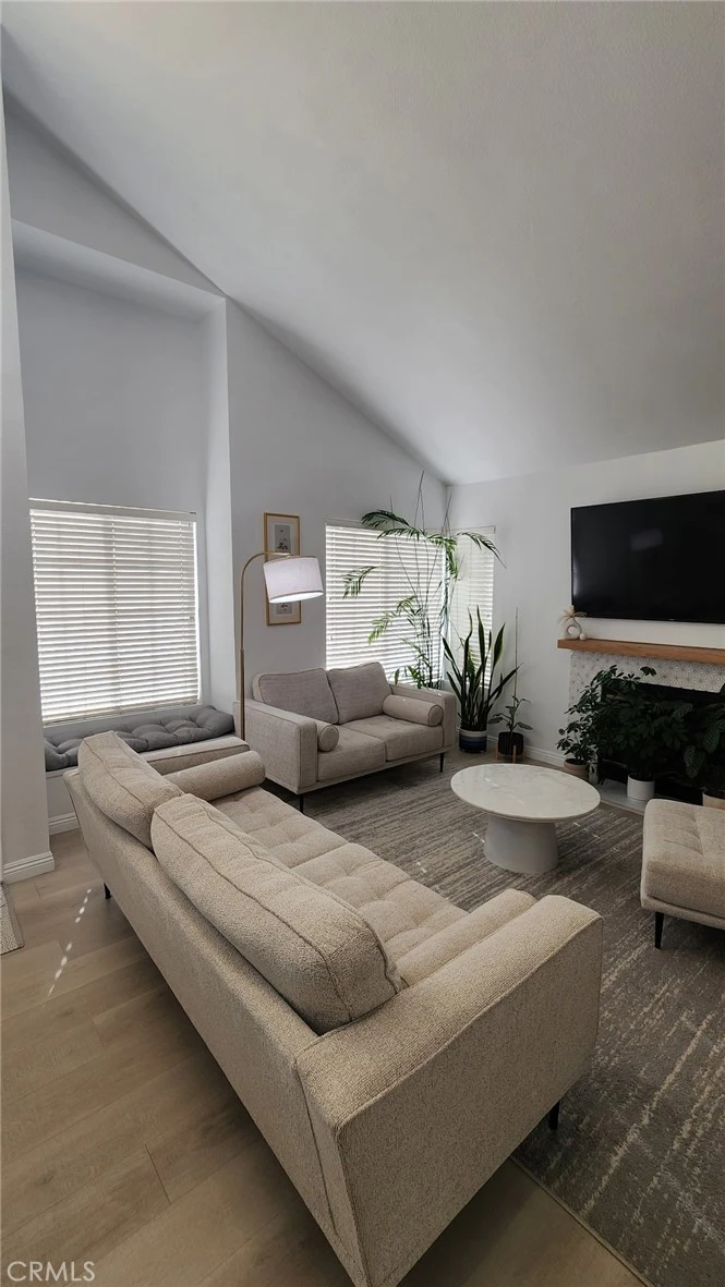 Interior 3