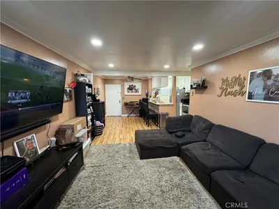 550 W Regent 342