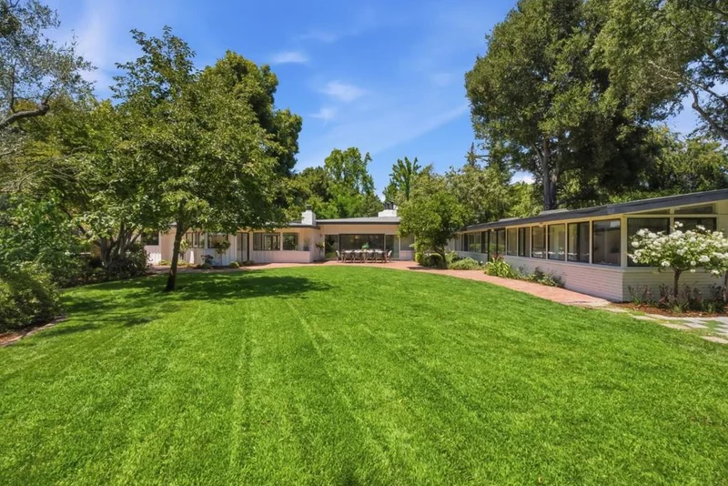 65 Kirby Place, Palo Alto, CA 94301