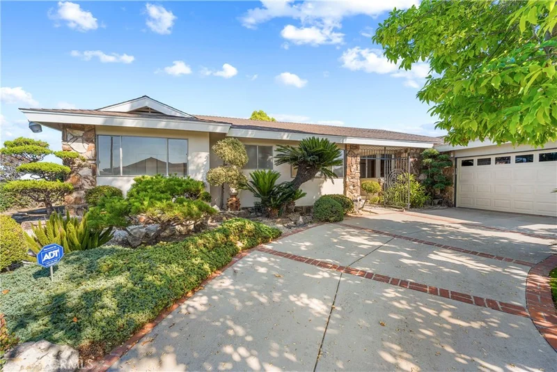 860 Ridgecrest, Monterey Park, CA 91754