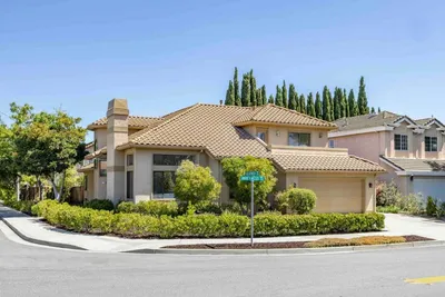 1590 Goldfinch Way