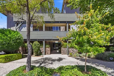 1540 San Antonio Street photo 2