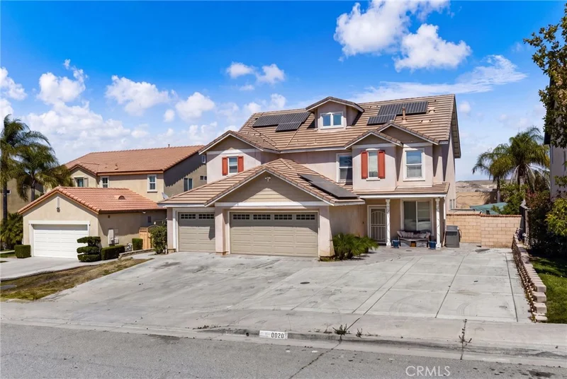 8028 La Crosse Way