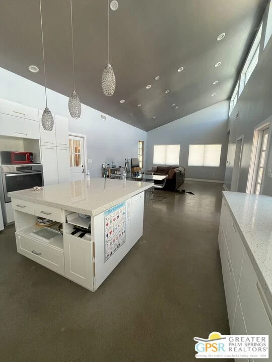 Interior 2