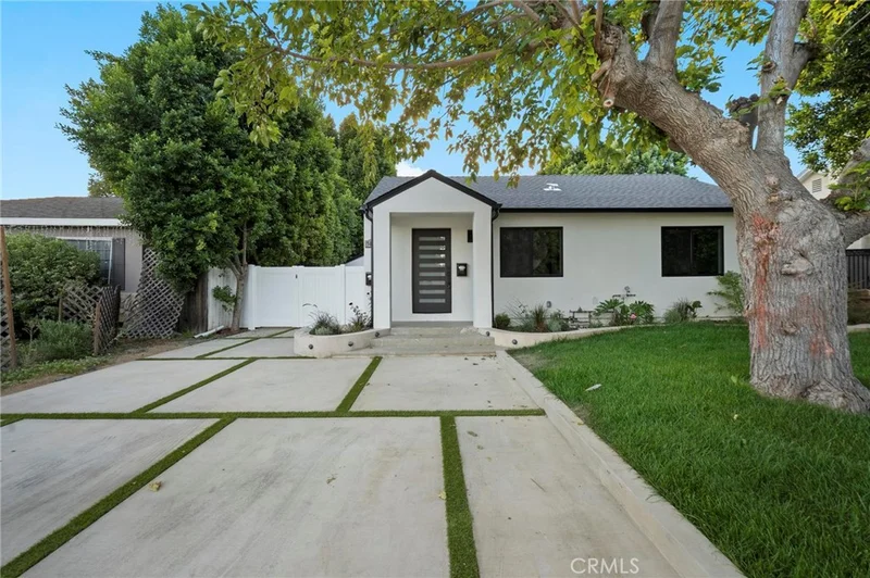5865 Tobias Avenue
