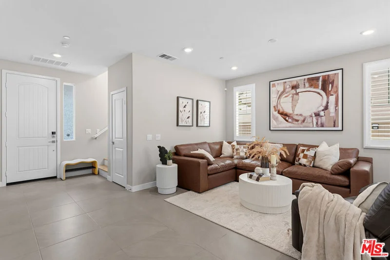 41 Savannah Court photo 2