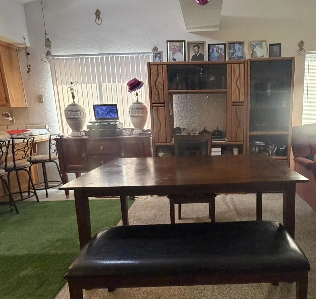 Interior 3