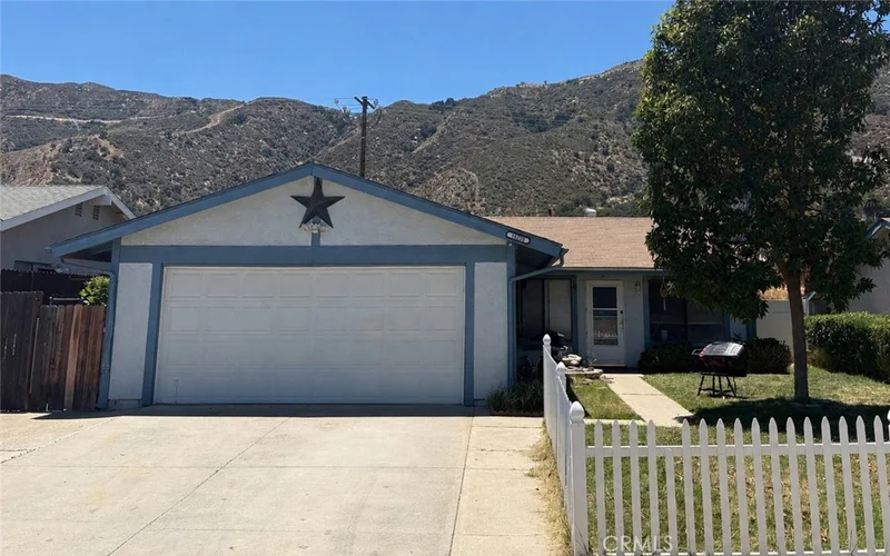 15228 Laguna