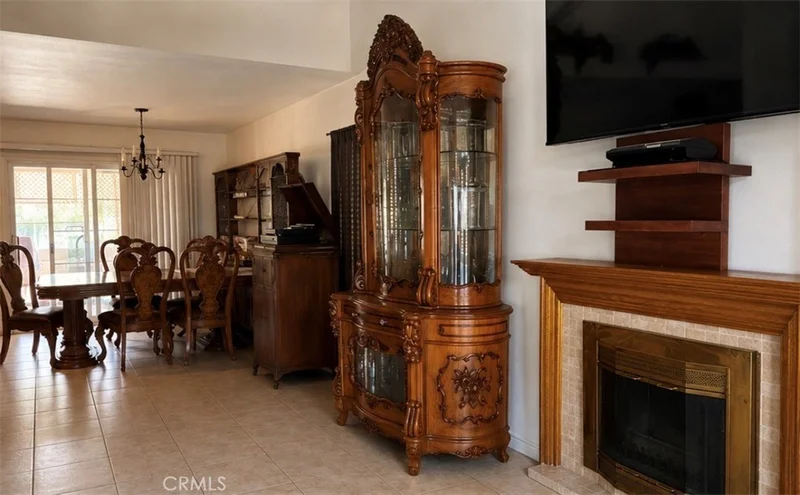 15228 Laguna photo 2