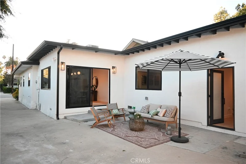 Photo 2 of 808 S Los Robles
