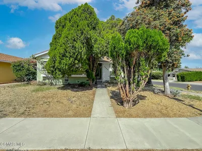 7455 Donna Avenue photo 2