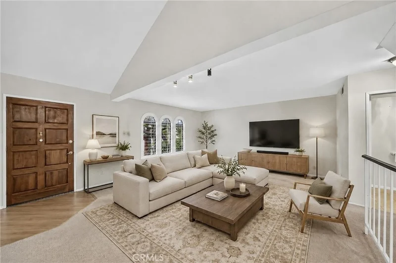 3431 Artesia 21
