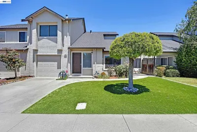 2133 Rheem Dr