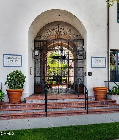 700 E Union Street 101