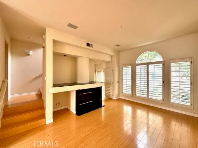 9 Cuzzano Aisle, Irvine, CA 92606