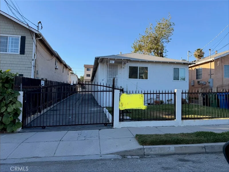 7011 Greeley