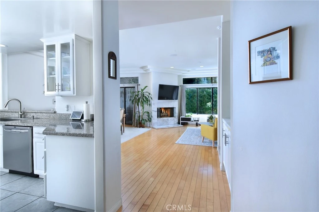 Interior 2