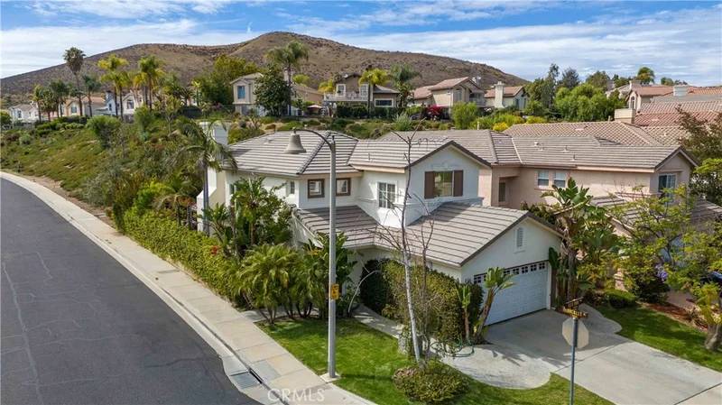 2809 Silk Oak Avenue