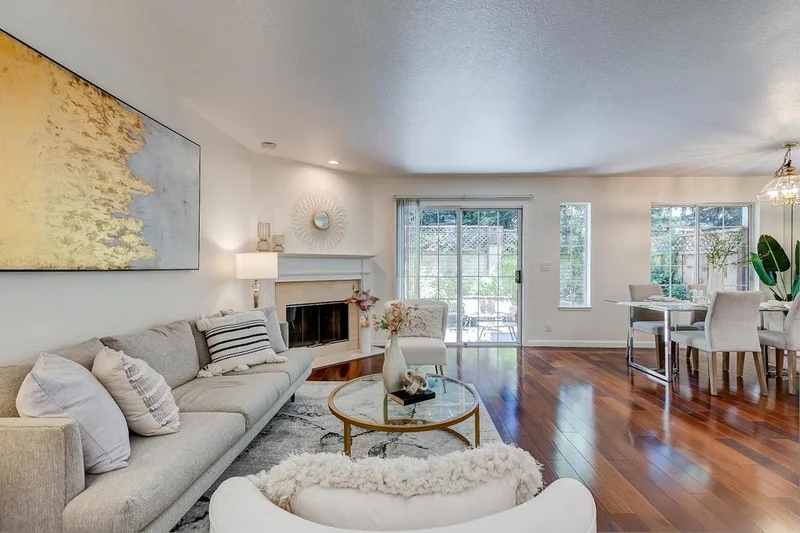 Photo 2 of 20667 Gardenside