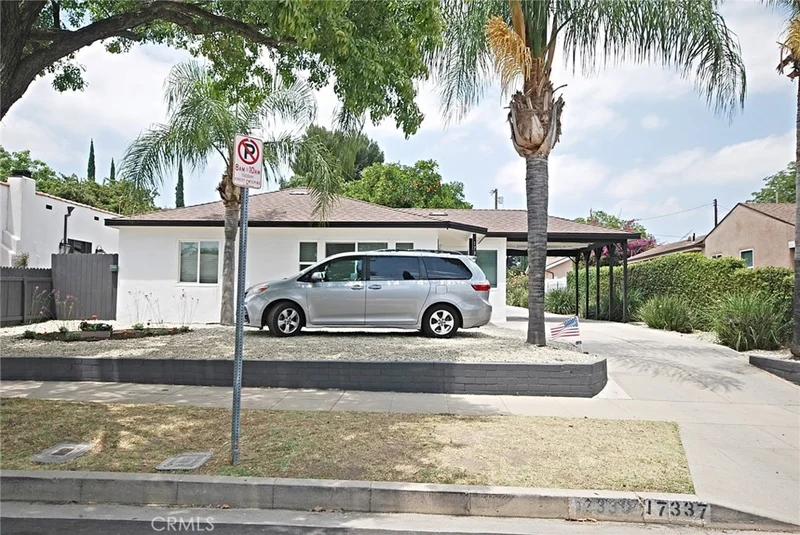 17339 Los Alimos Street photo 2