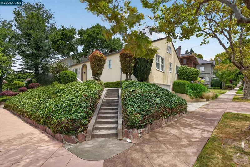 140 Highland Ave, Piedmont, CA 94611