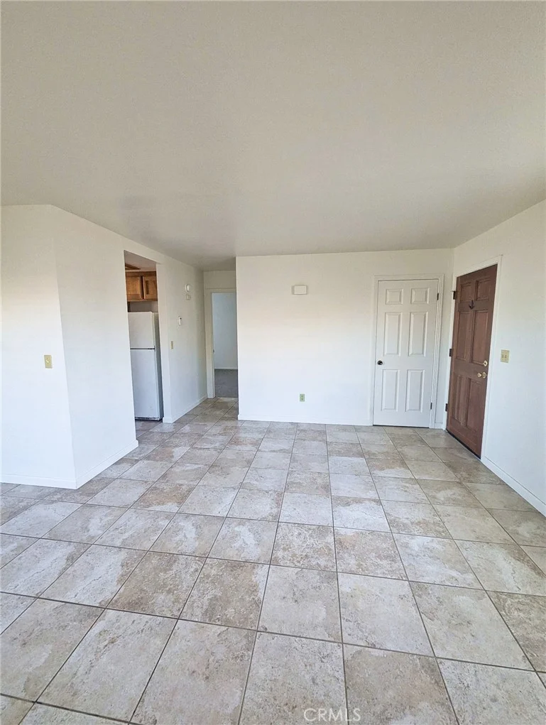 385 McCarthy Avenue A photo 2