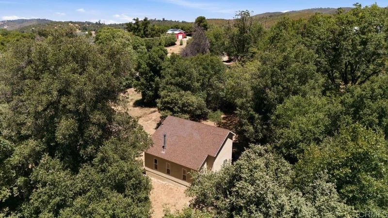 Photo 2 of 17357 Iron Springs Road
