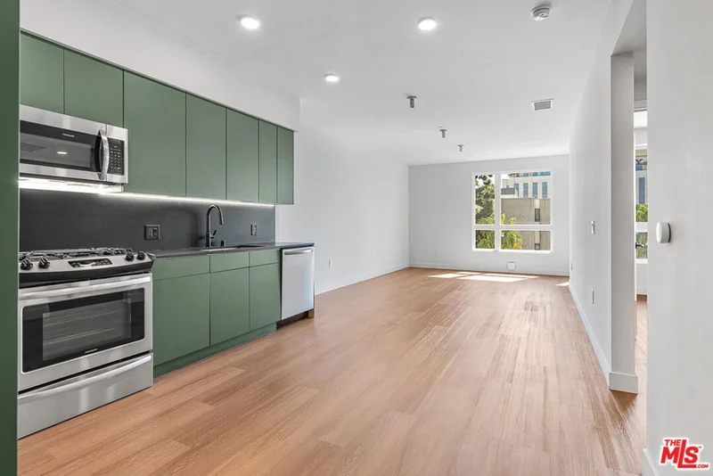 10601 Washington Boulevard 724