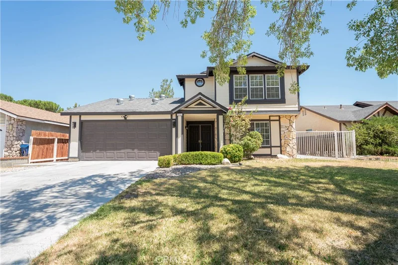 5347 E Avenue R11