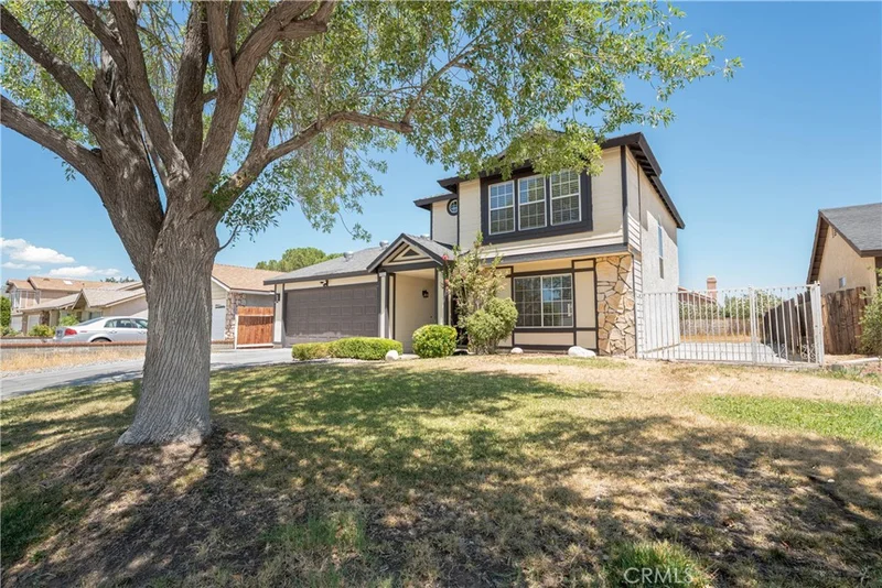 5347 E Avenue R11 photo 2