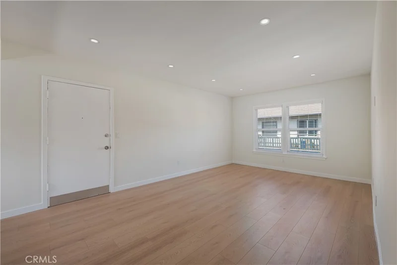 12237 Vanowen Street E photo 2