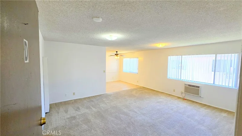 Photo 2 of 1086 Springfield Street D
