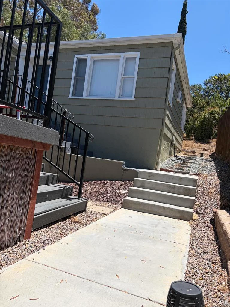 8545 Lemon Avenue 2 photo 2
