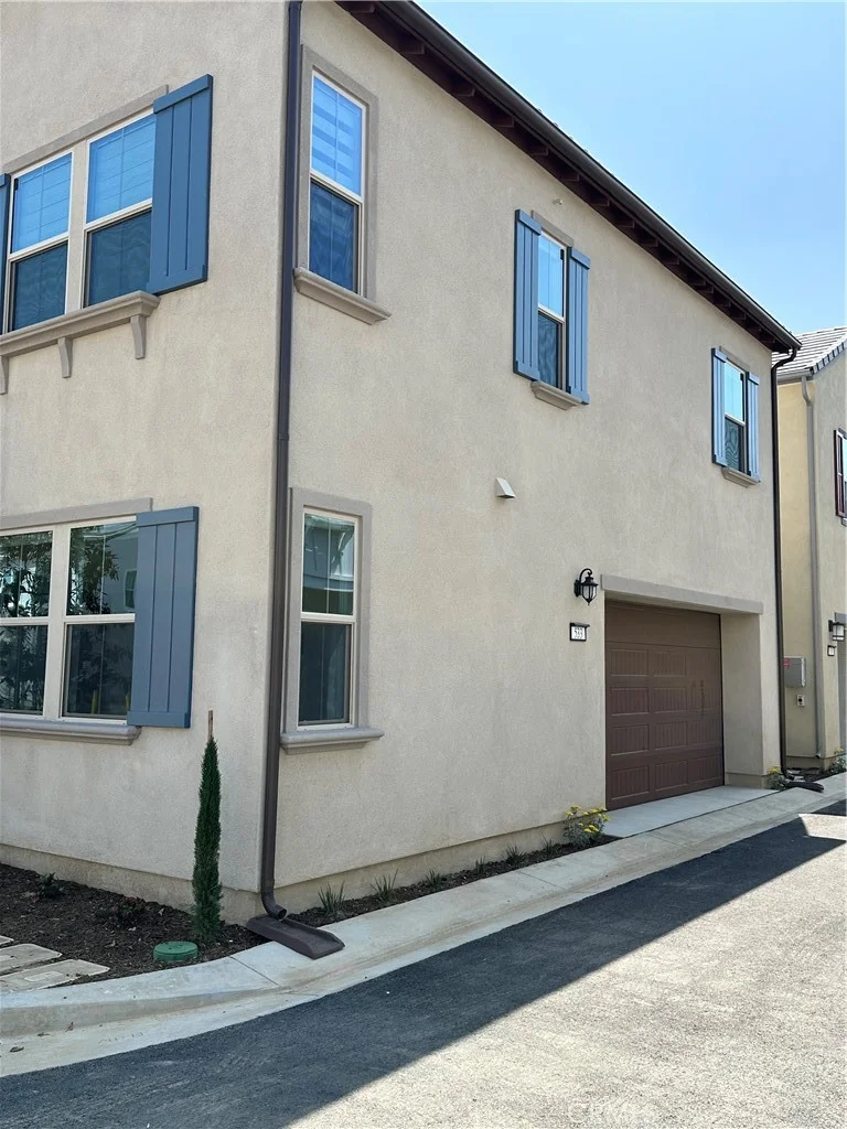 533 Embrook Way photo 2