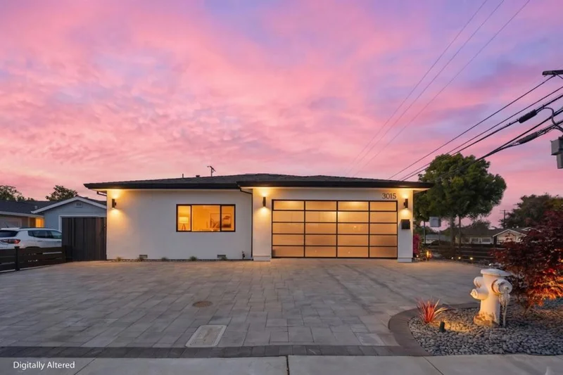 Photo 2 of 3015 Machado Avenue