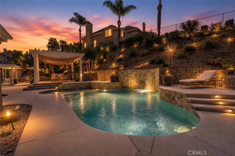 Photo 2 of 748 La Solana Drive