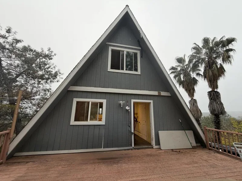 2461 Quail Oaks Road