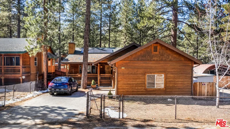 416 Mountainaire Lane photo 2