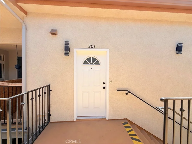 8153 Banana Avenue 201 photo 2