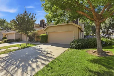 2101 Darnis Circle photo 2