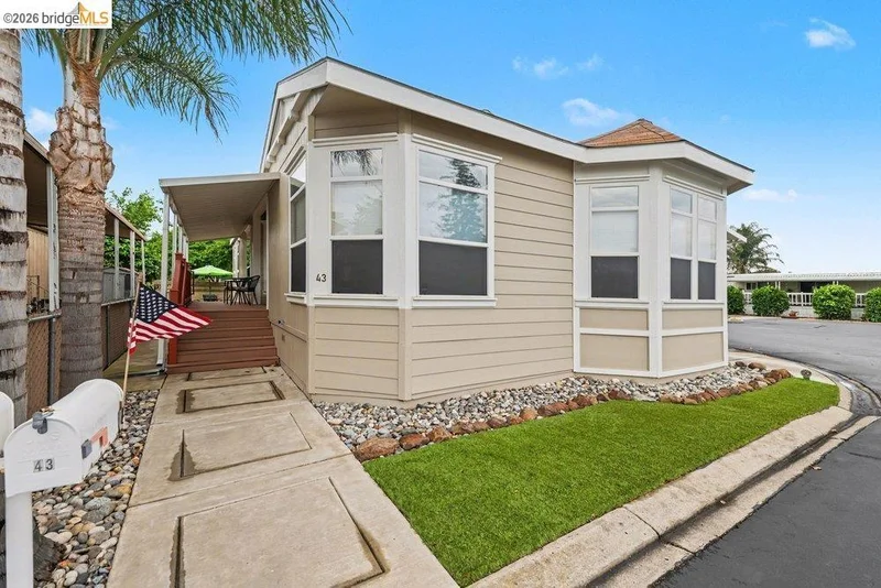 3660 Walnut Blvd TRLR 43