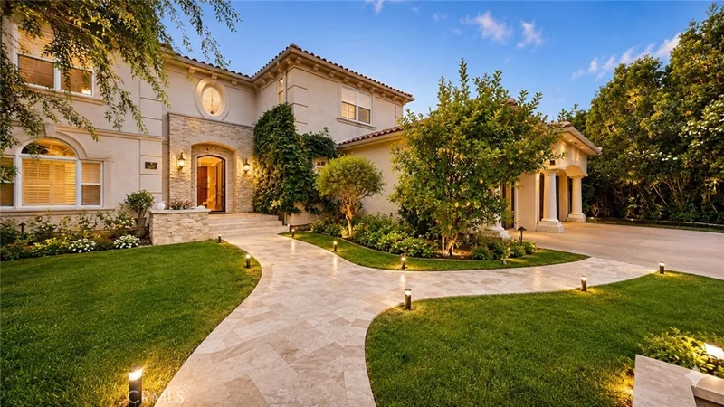 3339 Paseo Del Sol