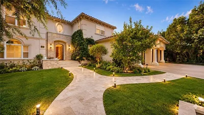 3339 Paseo Del Sol