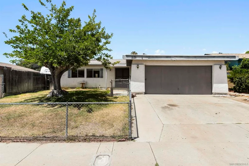 9342 Dempster Dr, Santee, CA 92071