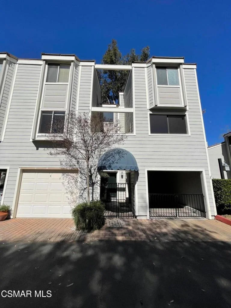 1174 Westlake Boulevard E photo 2