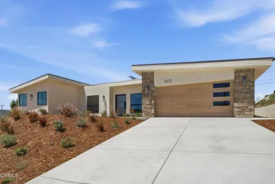 1013 Colina Vista