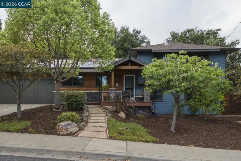 917 Hamilton Dr