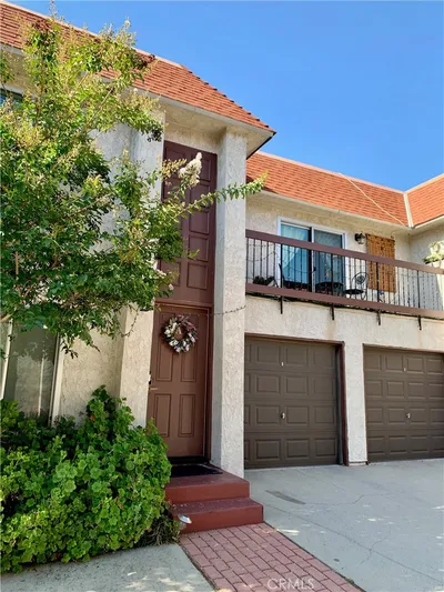 1226 S Mayflower Unit A