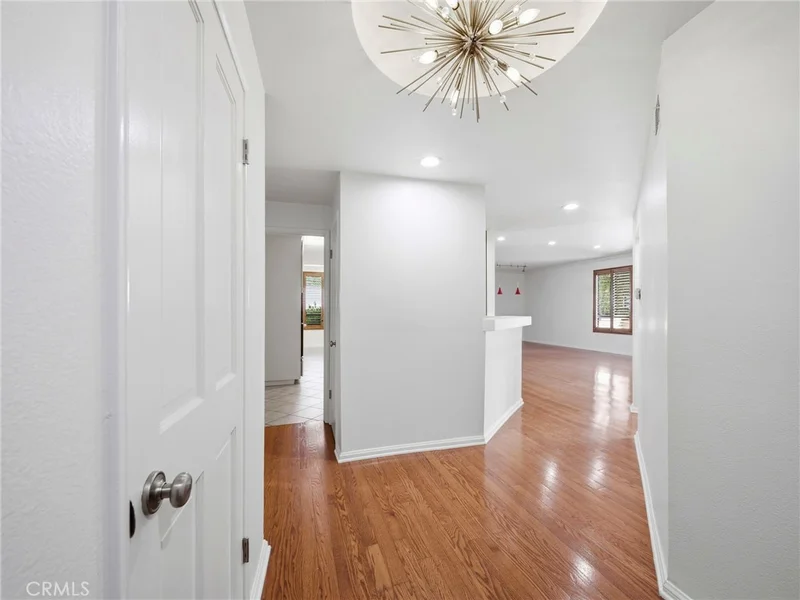 1315 roxbury dr 204 photo 2